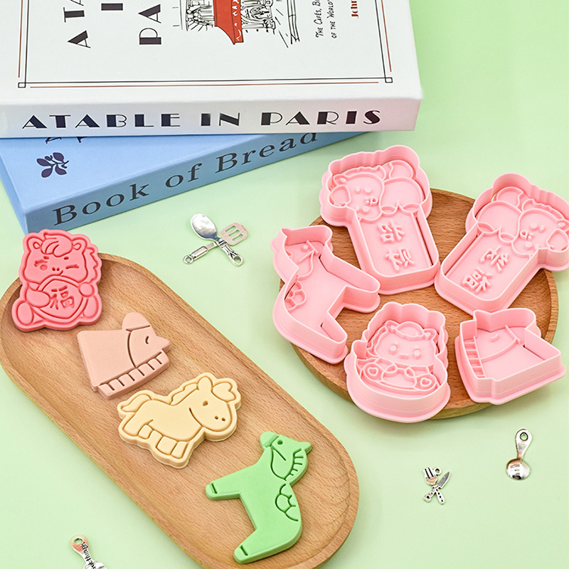 Year Of The Horse Cookie Cutte - Kitchen Baking Torch avis et prix