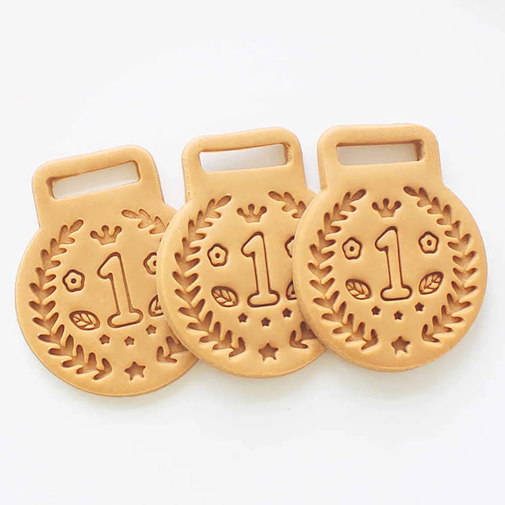 Medals Trophies Cookie Cutters - Kitchen Baking Supplies avis et prix